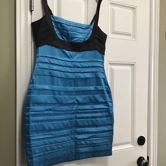 NWT dress - Picture 2 of 14